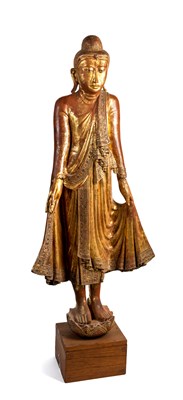 Lot 176 - A BURMESE LACQUERED AND GILT WOOD FIGURE OF BUDDHA