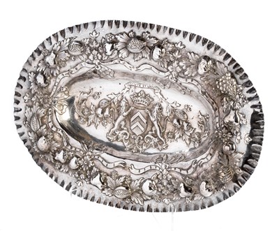 Lot 299 - A GERMAN SILVER DISH