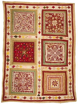 Lot 291 - A LARGE APPLIQUE HANGING, GUJARAT, 20TH CENTURY