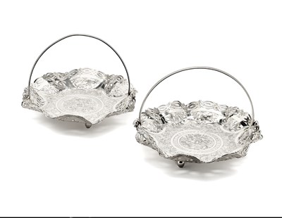Lot 62 - A PAIR OF IRANI SWEETMEAT BASKETS, PROBABLY ISFAHAN, 20TH CENTURY