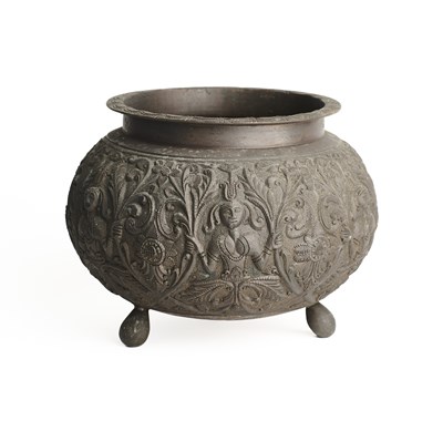 Lot 369 - A BRONZE WATER POT, SRI LANKA, 19TH CENTURY