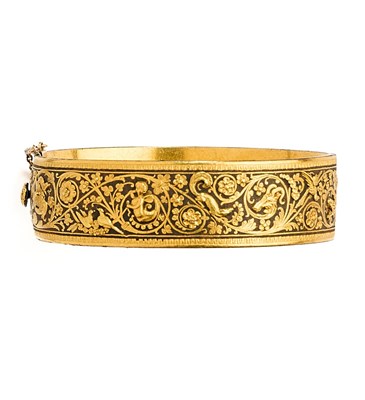 Lot 371 - GOLD DAMASCENED IRON BANGLE, PROBABLY EIBAR, BASQUE REGION, EARLY 20TH CENTURY