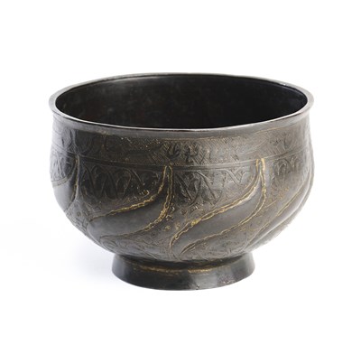 Lot 74 - AN OTTOMAN TOMBAK COPPER BOWL, 17TH CENTURY