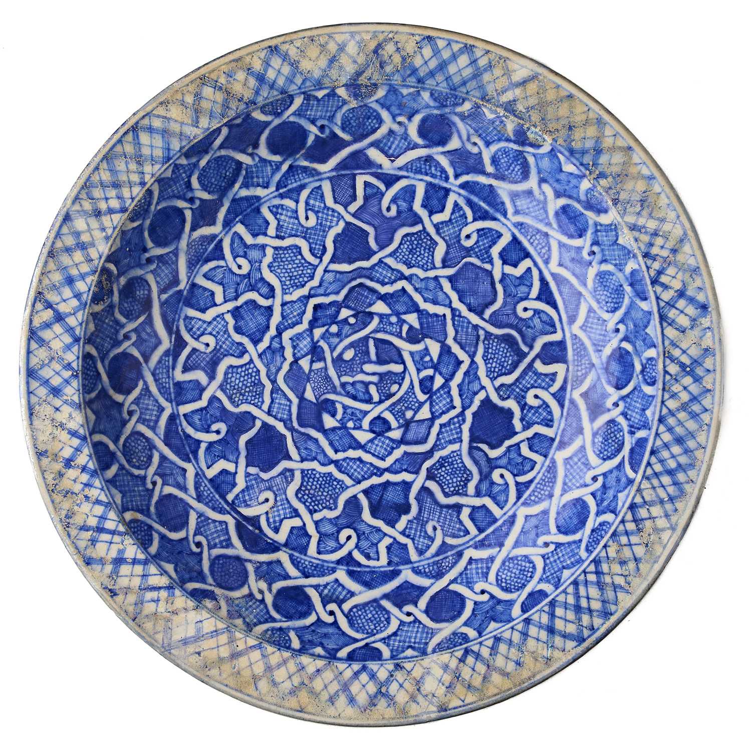 Lot 55 - A TIMURID BLUE AND WHITE CHARGER, CENTRAL ASIA, 15TH CENTURY