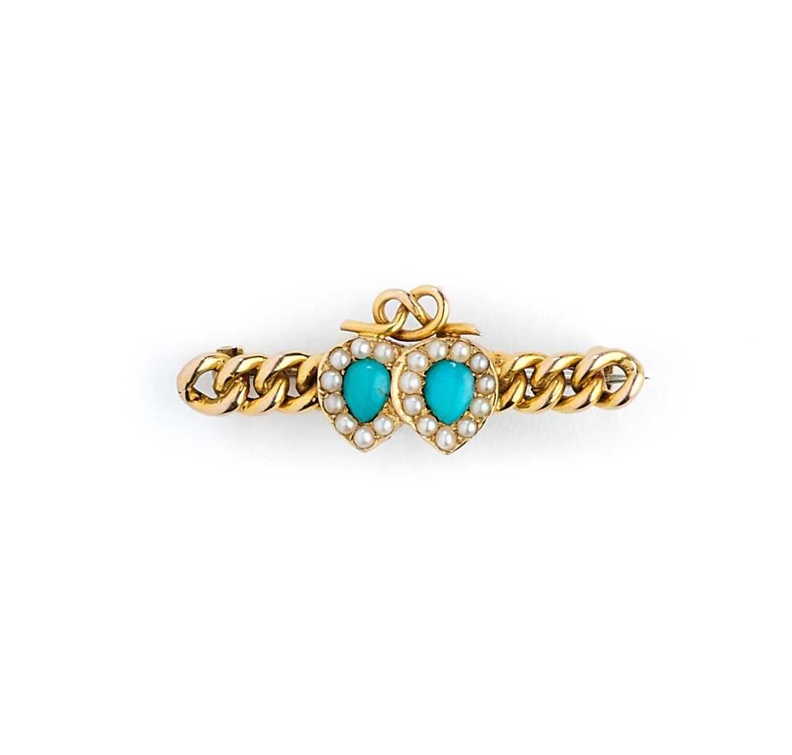 Lot 324 - GOLD, TURQUOISE AND SEED PEARL BAR BROOCH, 1900s