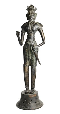 Lot 366 - A LARGE  BRONZE FIGURE OF A KANDYAN CHIEF, SRI LANKA, 19TH CENTURY