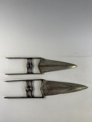 Lot 539 - □ TWO INDIAN DAGGERS (KATAR), LATE 18TH/19TH CENTURY