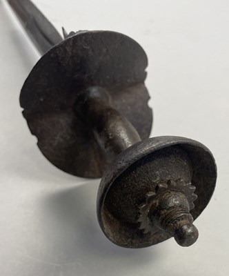 Lot 87 - A RARE SOUTH INDIAN SWORD (KHANDA), 17TH CENTURY