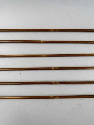 Lot 3 - A JAPANESE BOW (YUMI), BOW-STRING REEL, SIX ARROWS AND QUIVER (YADZUTSU), LATE EDO PERIOD, 19TH CENTURY/EARLY 20TH CENTURY