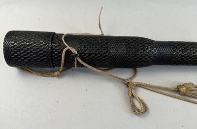 Lot 3 - A JAPANESE BOW (YUMI), BOW-STRING REEL, SIX ARROWS AND QUIVER (YADZUTSU), LATE EDO PERIOD, 19TH CENTURY/EARLY 20TH CENTURY