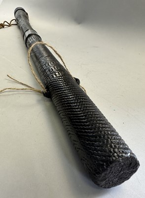 Lot 5 - A JAPANESE BOW (YUMI), BOW-STRING REEL, THREE ARROWS AND QUIVER (YADZUTSU), LATE EDO PERIOD, 19TH CENTURY/EARLY 20TH CENTURY