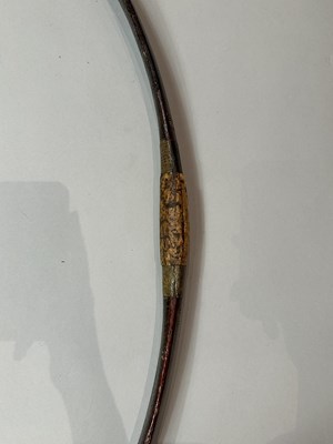 Lot 21 - THREE CHINESE COMPOSITE BOWS, QING DYNASTY, 19TH/20TH CENTURY