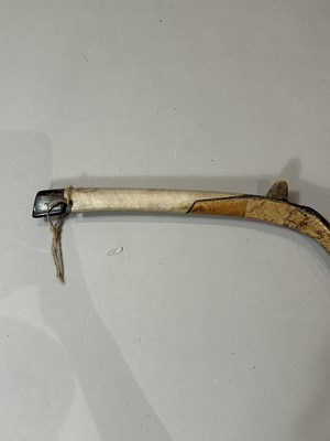 Lot 22 - THREE CHINESE COMPOSITE BOWS, QING DYNASTY, 19TH/20TH CENTURY