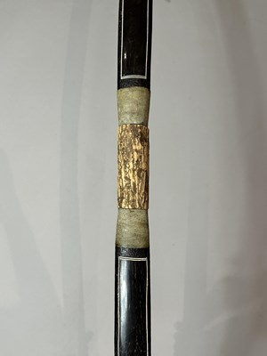 Lot 22 - THREE CHINESE COMPOSITE BOWS, QING DYNASTY, 19TH/20TH CENTURY