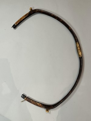 Lot 23 - THREE CHINESE COMPOSITE BOWS, QING DYNASTY, 19TH/20TH CENTURY