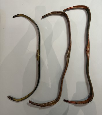 Lot 33 - THREE INDO-PERSIAN BOWS, 19TH CENTURY