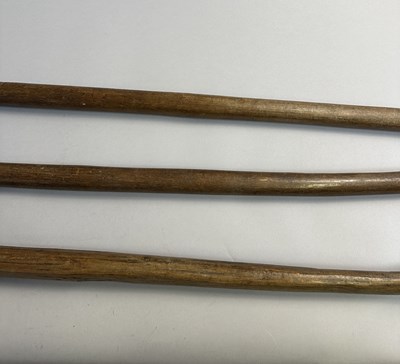 Lot 564 - THREE AFRICAN BOWS, 19TH/EARLY 20TH CENTURY