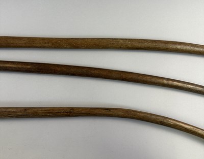 Lot 564 - THREE AFRICAN BOWS, 19TH/EARLY 20TH CENTURY