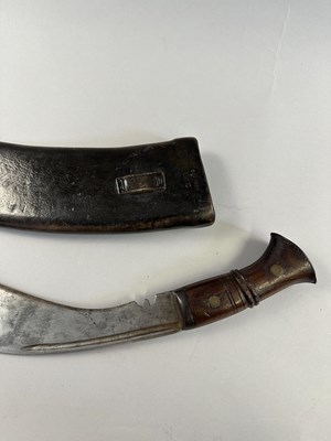 Lot 524 - THREE NEPALESE KUKRI KNIVES, LATE 19TH/20TH CENTURY
