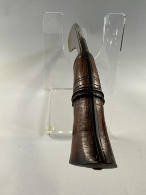 Lot 524 - THREE NEPALESE KUKRI KNIVES, LATE 19TH/20TH CENTURY