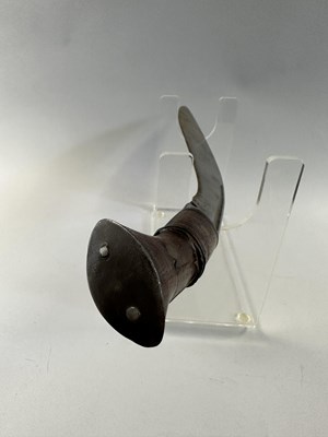 Lot 524 - THREE NEPALESE KUKRI KNIVES, LATE 19TH/20TH CENTURY