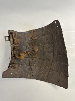 Lot 188 - A WESTERN EUROPEAN LONG TASSET FOR THE LEFT LEG, CIRCA 1530-40