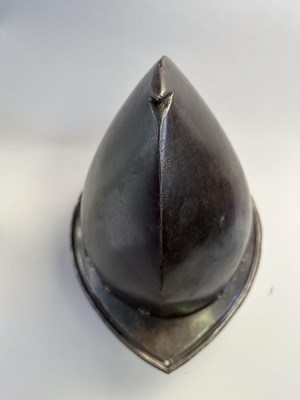 Lot 178 - AN ITALIAN MORION IN THE 'SPANISH' FASHION, CIRCA 1580