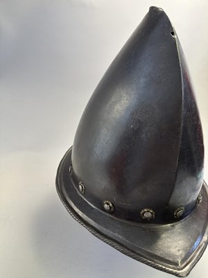 Lot 178 - AN ITALIAN MORION IN THE 'SPANISH' FASHION, CIRCA 1580