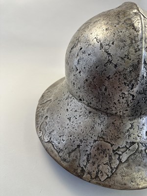 Lot 174 - A VERY RARE KETTLE HAT OF NOTABLE WEIGHT, THIRD QUARTER OF THE 15TH CENTURY, WESTERN EUROPEAN
