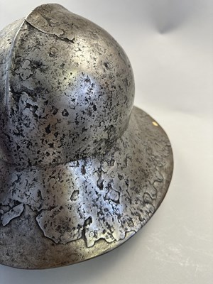 Lot 174 - A VERY RARE KETTLE HAT OF NOTABLE WEIGHT, THIRD QUARTER OF THE 15TH CENTURY, WESTERN EUROPEAN