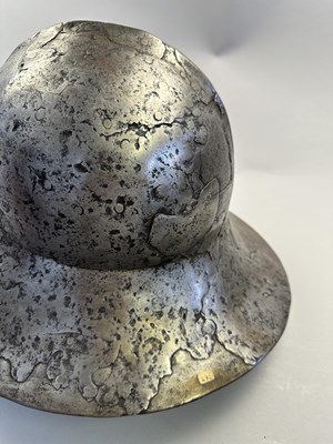 Lot 174 - A VERY RARE KETTLE HAT OF NOTABLE WEIGHT, THIRD QUARTER OF THE 15TH CENTURY, WESTERN EUROPEAN
