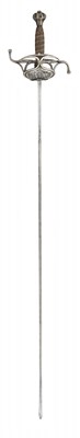 Lot 160 - A FINE NORTH EUROPEAN RAPIER, CIRCA 1640