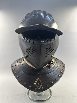 Lot 169 - A FINE COMPOSITE FLEMISH THREE-QUARTER CUIRASSIER ARMOUR, CIRCA 1600-20