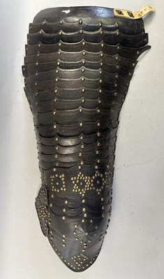 Lot 169 - A FINE COMPOSITE FLEMISH THREE-QUARTER CUIRASSIER ARMOUR, CIRCA 1600-20