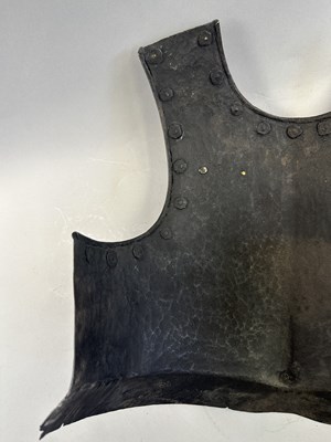 Lot 169 - A FINE COMPOSITE FLEMISH THREE-QUARTER CUIRASSIER ARMOUR, CIRCA 1600-20