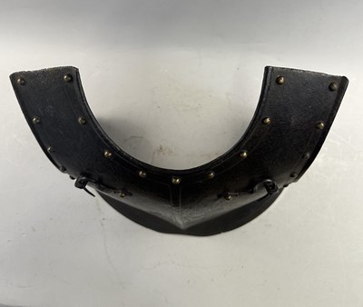 Lot 169 - A FINE COMPOSITE FLEMISH THREE-QUARTER CUIRASSIER ARMOUR, CIRCA 1600-20