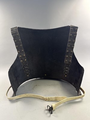 Lot 169 - A FINE COMPOSITE FLEMISH THREE-QUARTER CUIRASSIER ARMOUR, CIRCA 1600-20