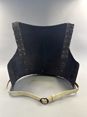 Lot 169 - A FINE COMPOSITE FLEMISH THREE-QUARTER CUIRASSIER ARMOUR, CIRCA 1600-20