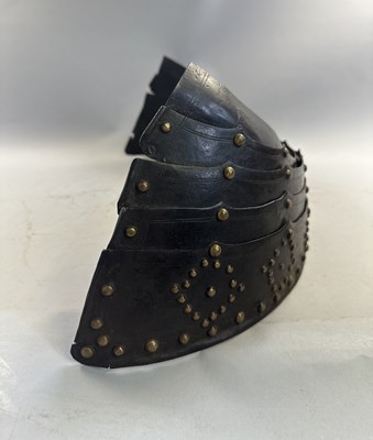 Lot 169 - A FINE COMPOSITE FLEMISH THREE-QUARTER CUIRASSIER ARMOUR, CIRCA 1600-20