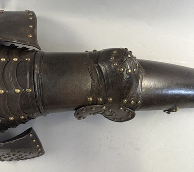 Lot 169 - A FINE COMPOSITE FLEMISH THREE-QUARTER CUIRASSIER ARMOUR, CIRCA 1600-20