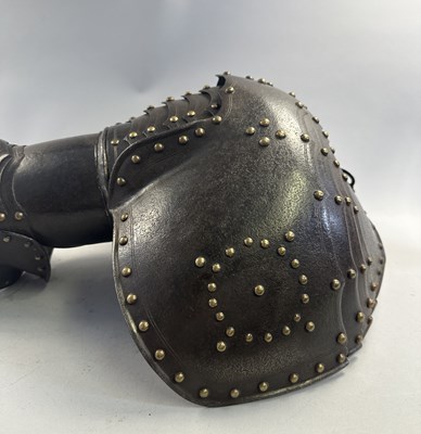 Lot 169 - A FINE COMPOSITE FLEMISH THREE-QUARTER CUIRASSIER ARMOUR, CIRCA 1600-20