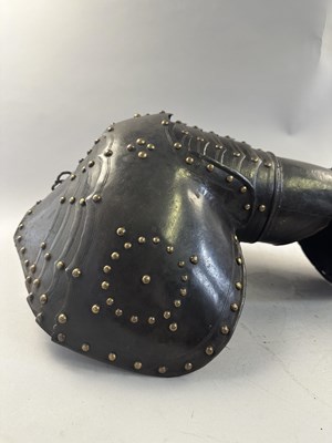Lot 169 - A FINE COMPOSITE FLEMISH THREE-QUARTER CUIRASSIER ARMOUR, CIRCA 1600-20