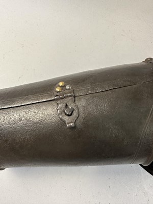 Lot 169 - A FINE COMPOSITE FLEMISH THREE-QUARTER CUIRASSIER ARMOUR, CIRCA 1600-20