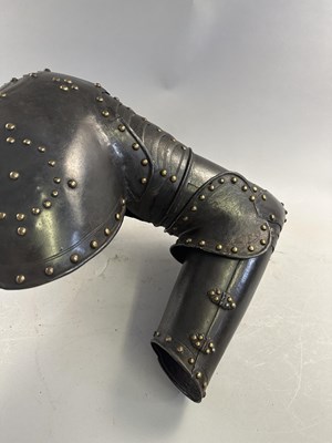 Lot 169 - A FINE COMPOSITE FLEMISH THREE-QUARTER CUIRASSIER ARMOUR, CIRCA 1600-20