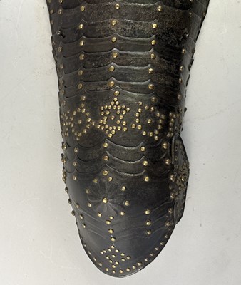 Lot 169 - A FINE COMPOSITE FLEMISH THREE-QUARTER CUIRASSIER ARMOUR, CIRCA 1600-20