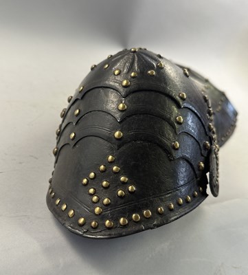 Lot 169 - A FINE COMPOSITE FLEMISH THREE-QUARTER CUIRASSIER ARMOUR, CIRCA 1600-20