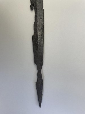 Lot 147 - A FINE AND RARE HAND-AND-A-HALF SWORD, CIRCA 1420-60