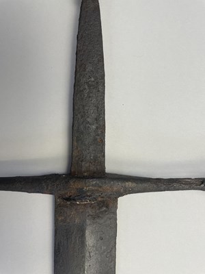 Lot 147 - A FINE AND RARE HAND-AND-A-HALF SWORD, CIRCA 1420-60