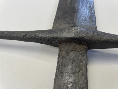 Lot 147 - A FINE AND RARE HAND-AND-A-HALF SWORD, CIRCA 1420-60