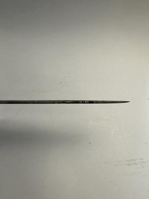 Lot 562 - A DYAK SWORD (MANDAU), BORNEO, LATE 19TH CENTURY